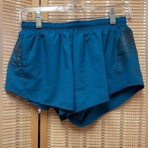 Oiselle | Flyout Shorts